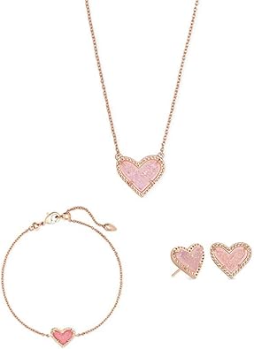 Kendra Scott Collar con colgante de longitud ajustable de corazón Ari, aretes de corazón Ari y pulsera de cadena de eslabones de corazón Ari,